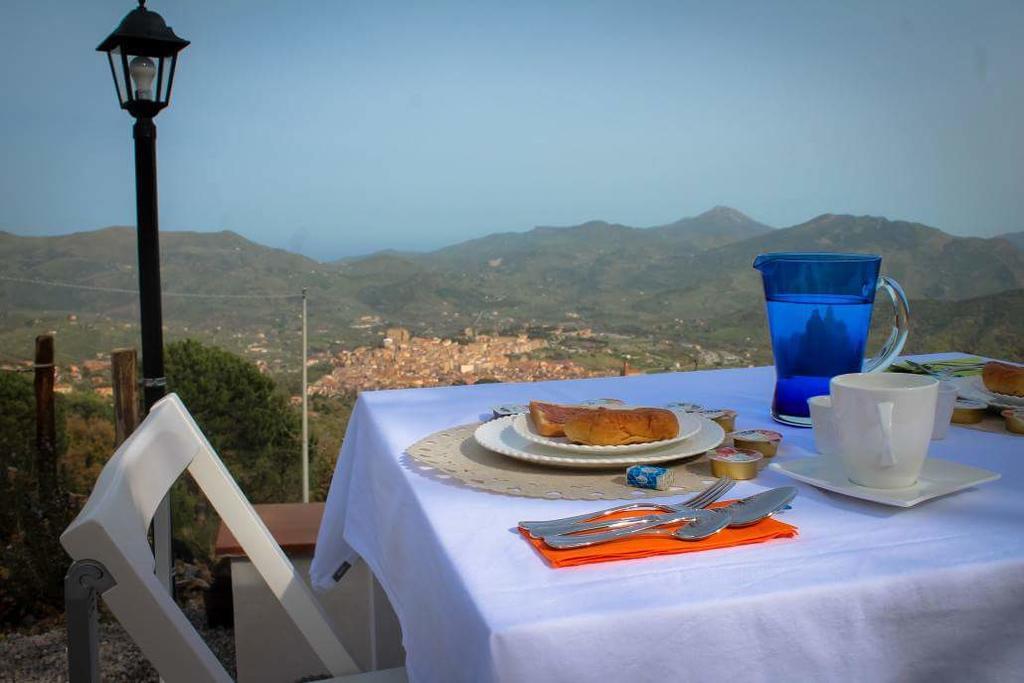 B&B I Frassini Castelbuono  Esterno foto